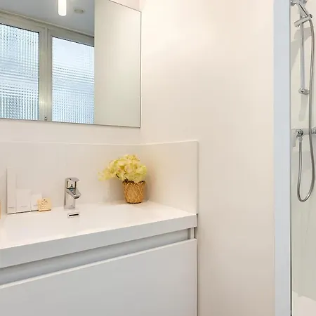 B1#premium#2bedrooms#arcdetriomphe#ac#champselysées Paris